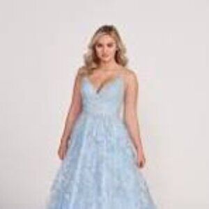 COLETTE 34084 LIGHT BLUE  size 6